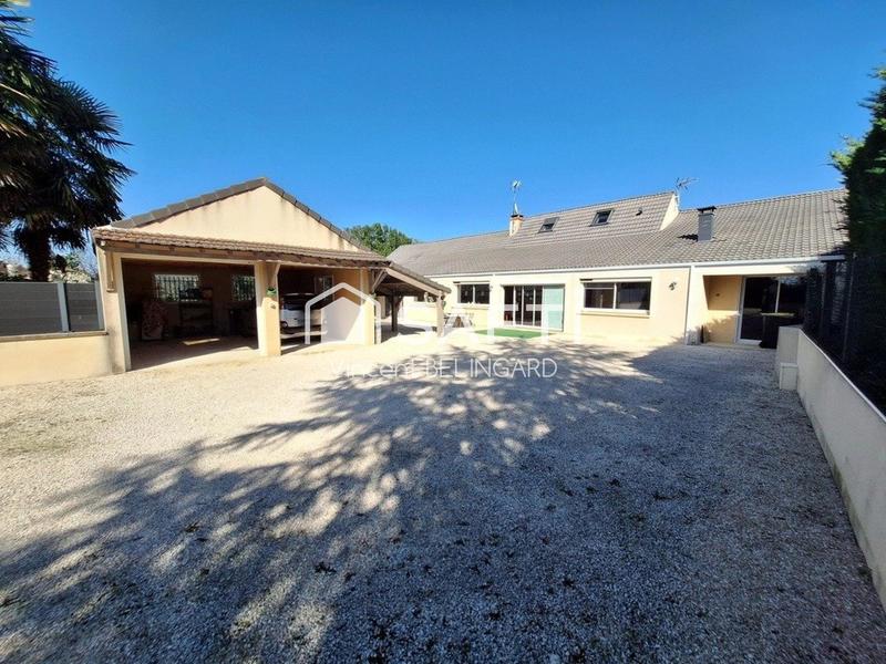 Maison de village - 240 m² - 6 pièces