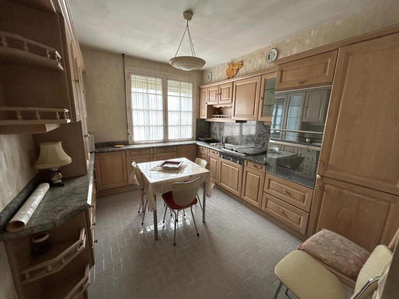 Maison - 138 m² - 6 pièces