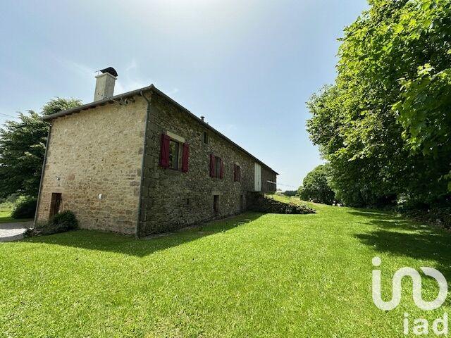 Maison - 300 m² - 9 pièces