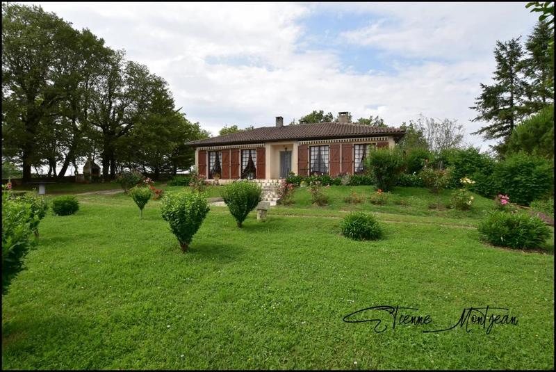 Maison traditionnelle - 123 m² - 6 pièces