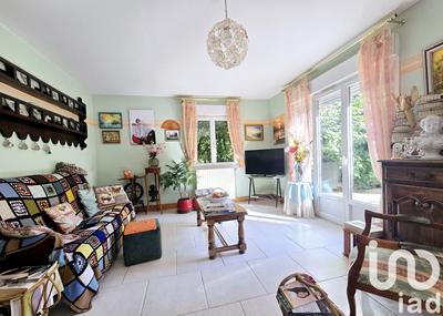 Maison - 195 m² - 7 pièces