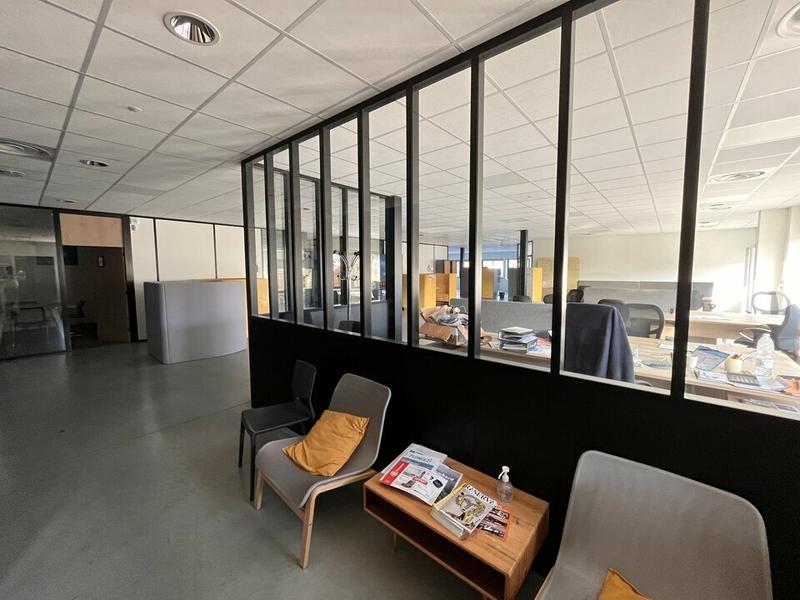 Local d'activité / Entrepôt - 1 550 m²