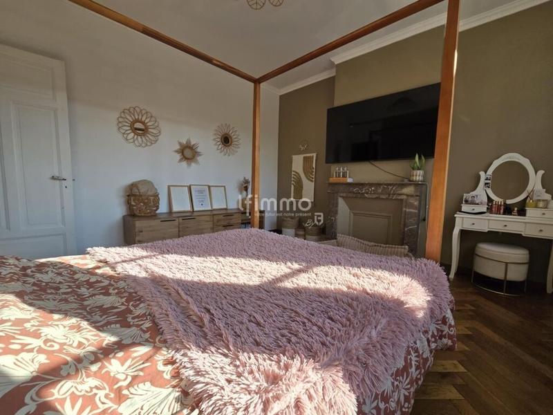 Maison - 177 m² - 6 pièces