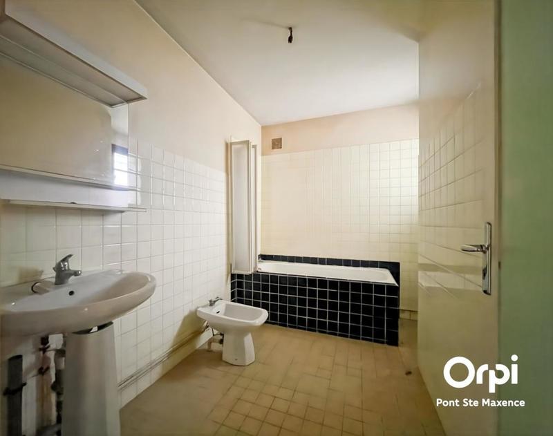 Maison - 122 m² - 5 pièces