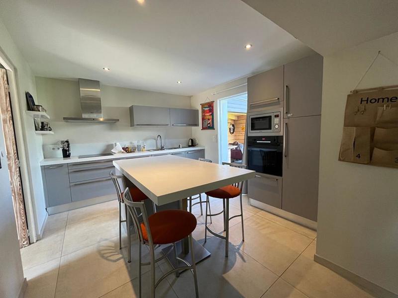 Maison - 102 m² - 4 pièces