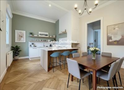 Maison - 136 m² - 6 pièces