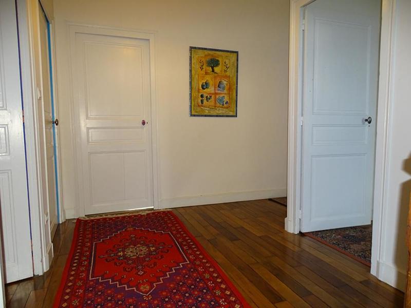 Maison - 196 m² - 7 pièces