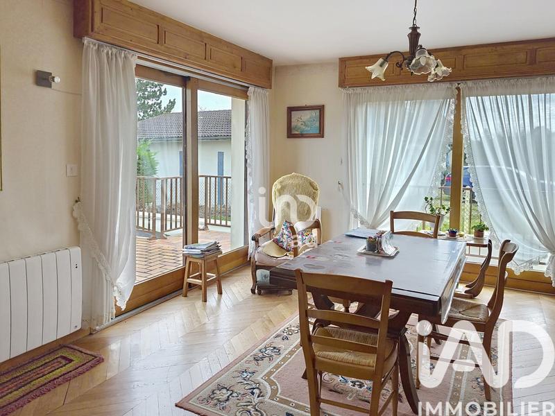 Maison - 151 m² - 6 pièces