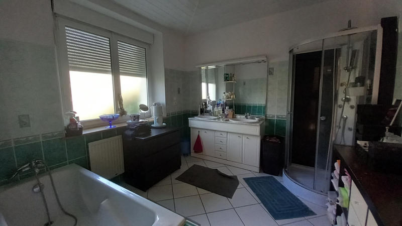 Maison - 111 m² - 6 pièces