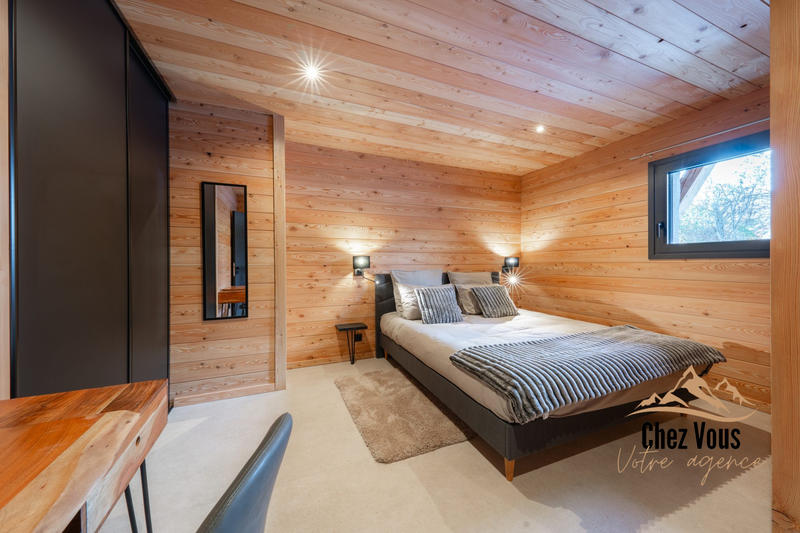 Châlet - 255 m² - 6 pièces