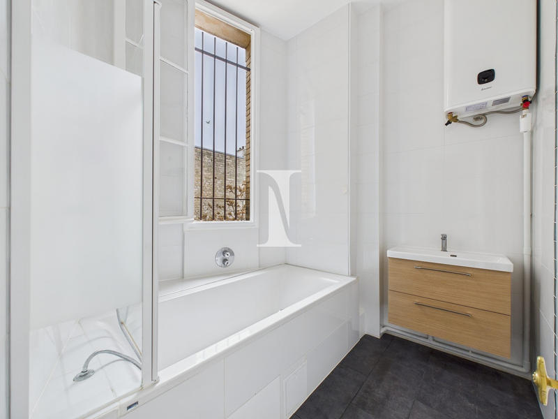 Appartement - 196 m² - 5 pièces