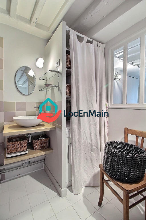 Studio - 40 m² - 1 pièce