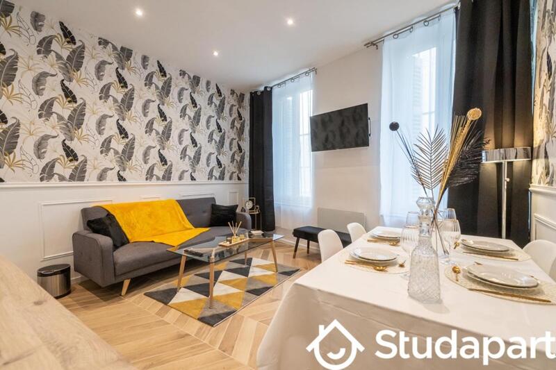 Chambre - 15 m² - 1 pièce