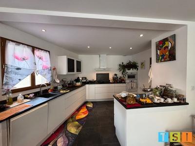 Appartement - 114 m² - 4 pièces