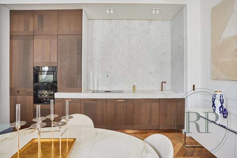 Appartement - 82 m² - 4 pièces