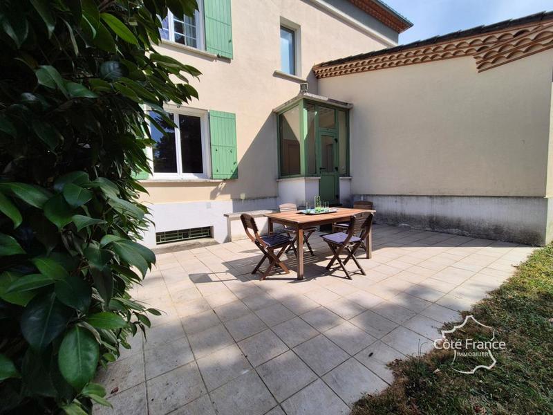 Maison de maîtres - 208 m² - 7 pièces