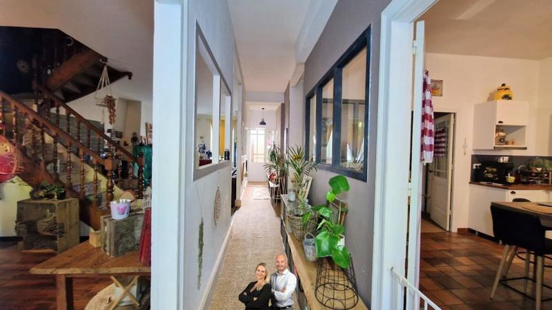 Maison - 254 m² - 5 pièces