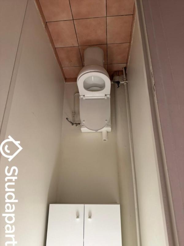 Chambre - 9 m² - 1 pièce