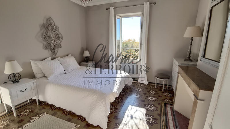 Mas - 228 m² - 10 pièces