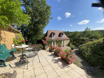 Maison traditionnelle - 163 m² - 7 pièces