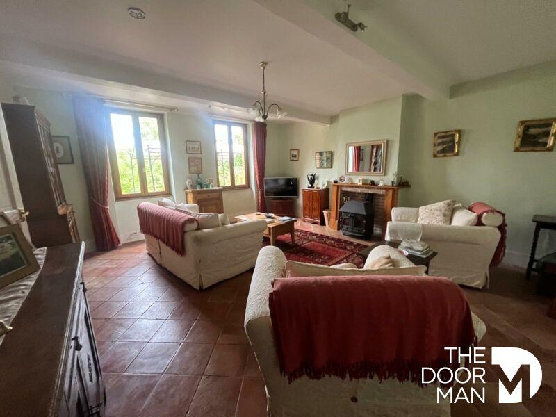 Maison de maîtres - 310 m² - 10 pièces