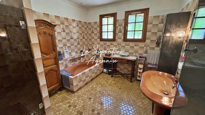 Maison - 140 m² - 5 pièces