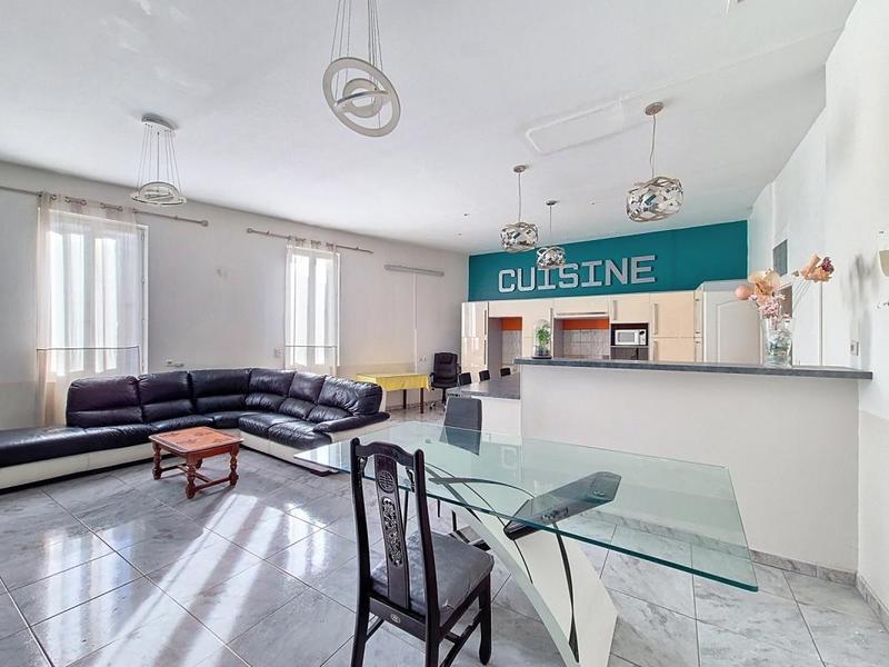 Appartement - 104 m² - 3 pièces