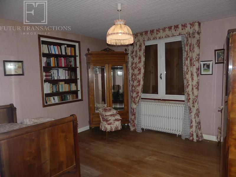 Maison - 199 m² - 8 pièces