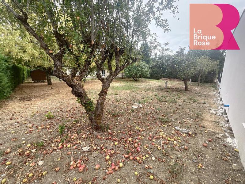 Terrain constructible - 631 m²