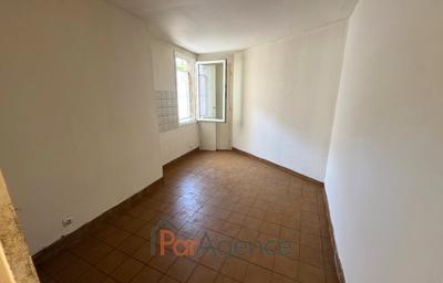 Maison - 169 m² - 9 pièces