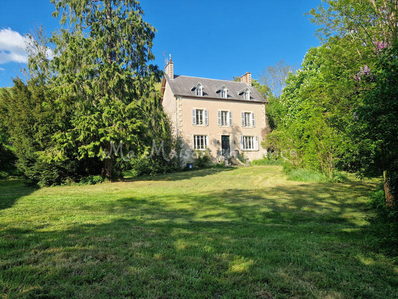 Maison de maîtres - 161 m² - 10 pièces
