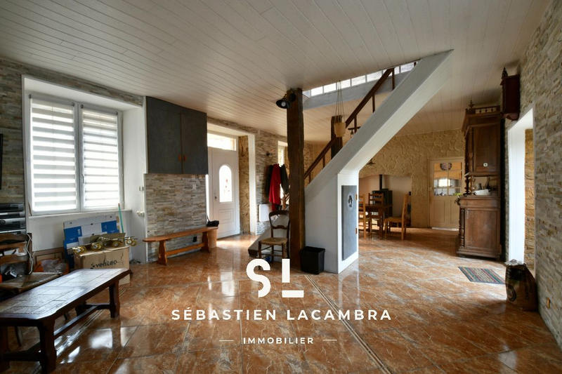 Maison - 148 m² - 5 pièces