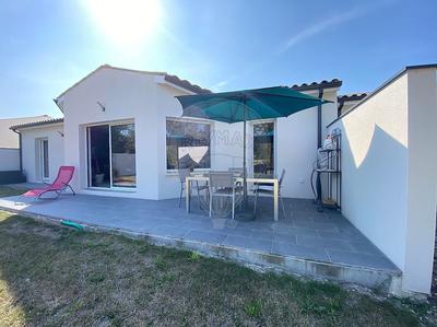 Maison - 108 m² - 4 pièces