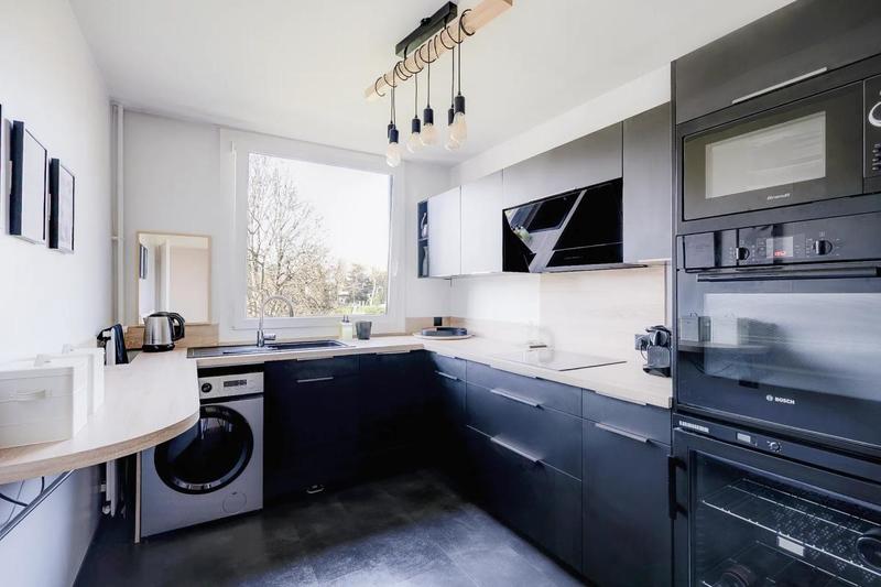 Appartement - 82 m² - 4 pièces