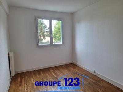 Appartement - 84 m² - 5 pièces
