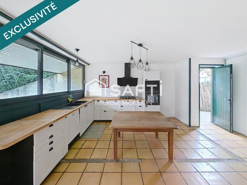 Maison - 110 m² - 4 pièces