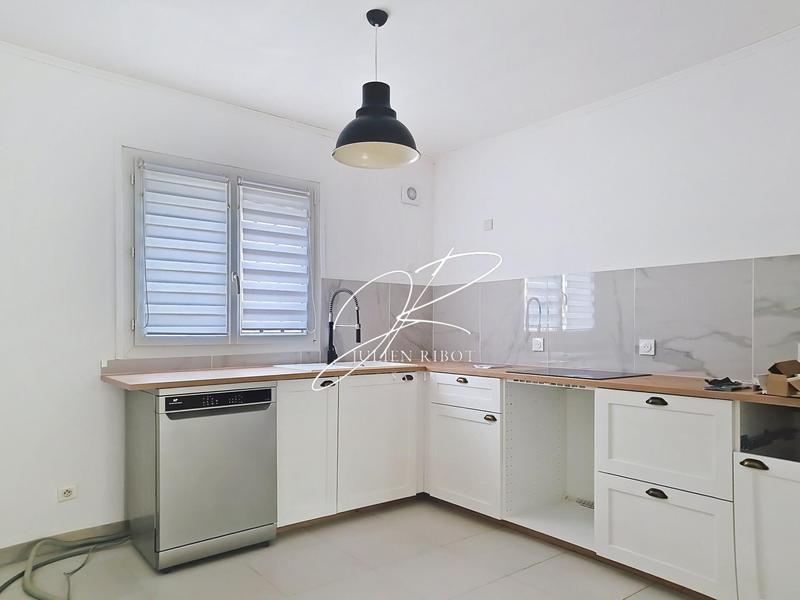 Maison - 120 m² - 4 pièces