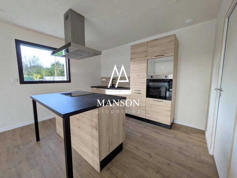 Maison - 97 m² - 5 pièces