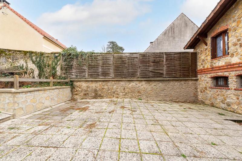 Maison - 102 m² - 6 pièces