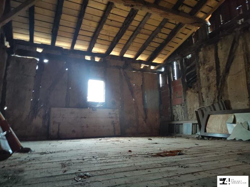 Maison traditionnelle - 199 m² - 6 pièces