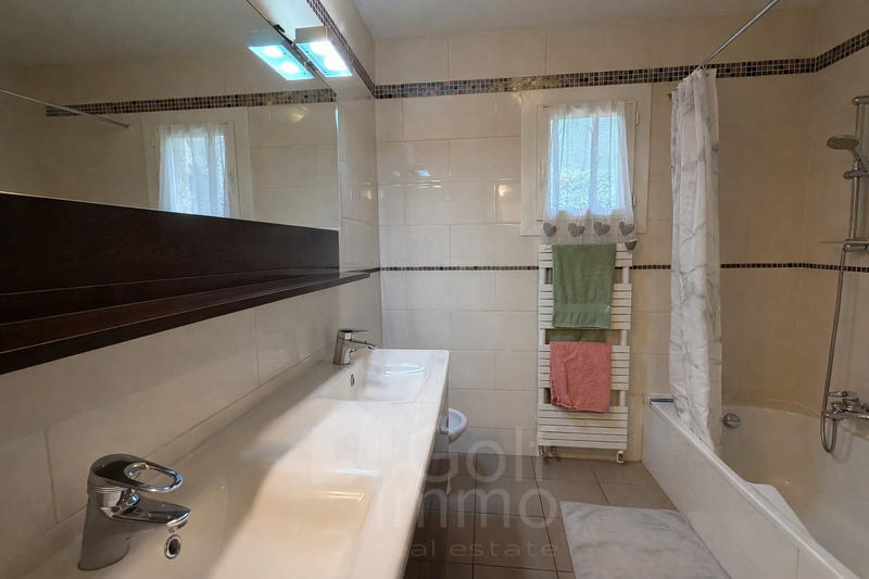 Villa - 119 m² - 4 pièces