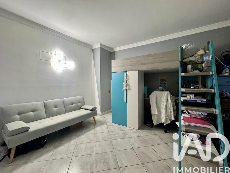 Maison - 170 m² - 5 pièces