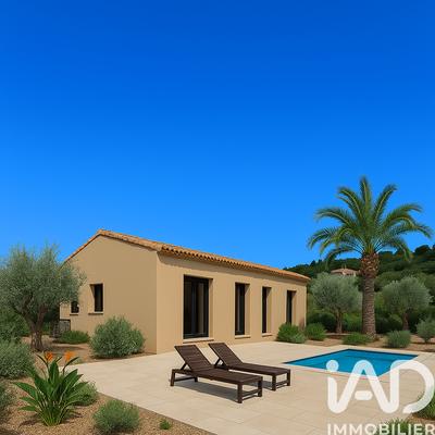 Maison - 95 m² - 4 pièces