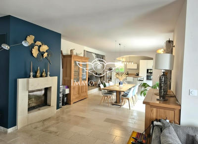 Maison - 147 m² - 5 pièces