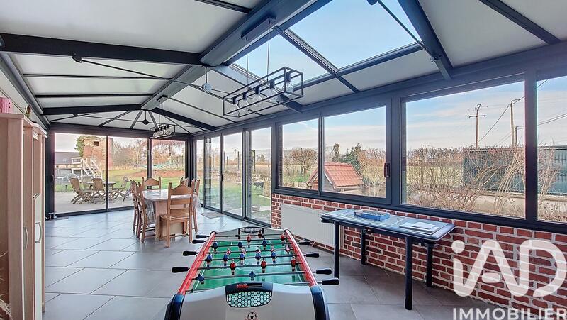 Maison - 196 m² - 7 pièces