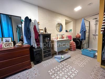 Maison - 390 m² - 11 pièces