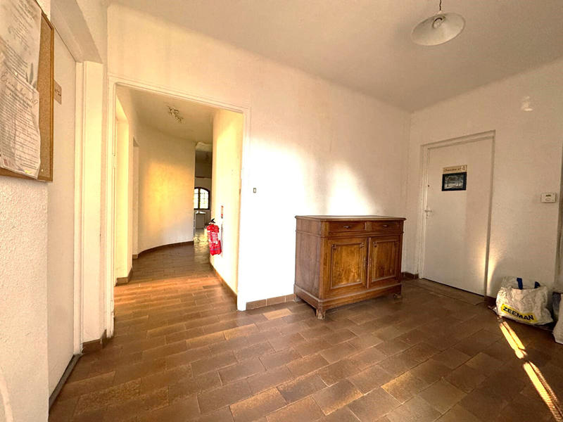 Maison - 336 m² - 17 pièces