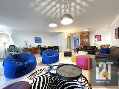 Appartement - 122 m² - 4 pièces