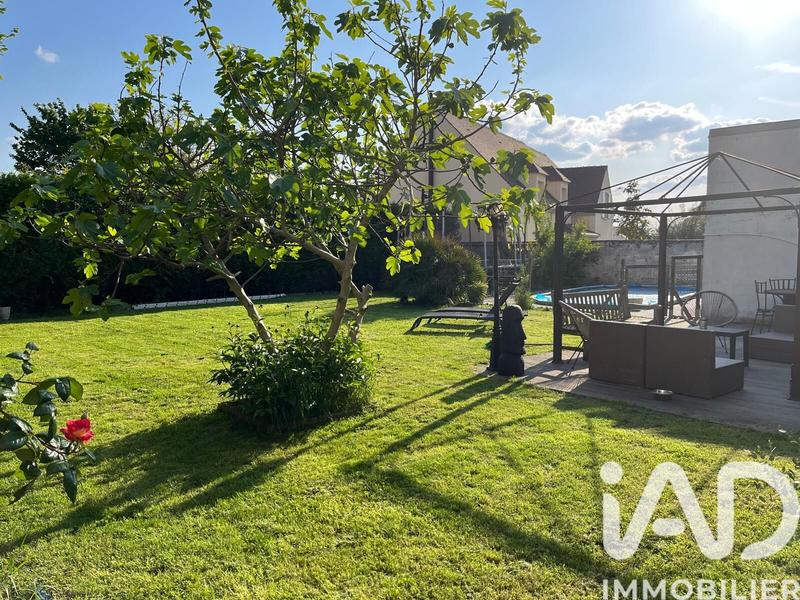 Maison - 172 m² - 10 pièces