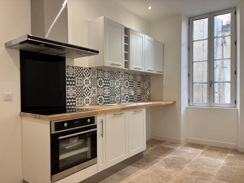 Appartement ancien - 64 m² - 3 pièces